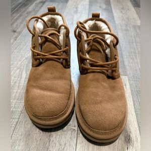 UGG Neumel Boots